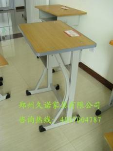 一站式采购指南 从供应到定做，解析学生与培训班课桌椅的专业选择